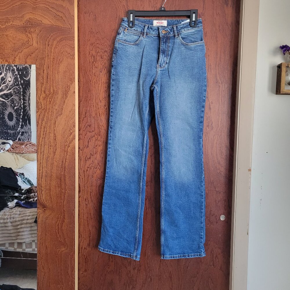 High waisted Wrangler jeans